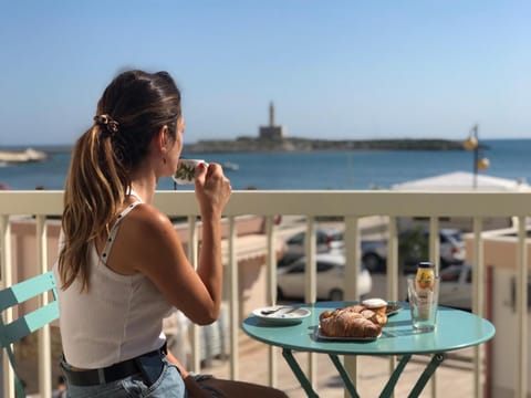 Balcony/Terrace, Food, Sea view