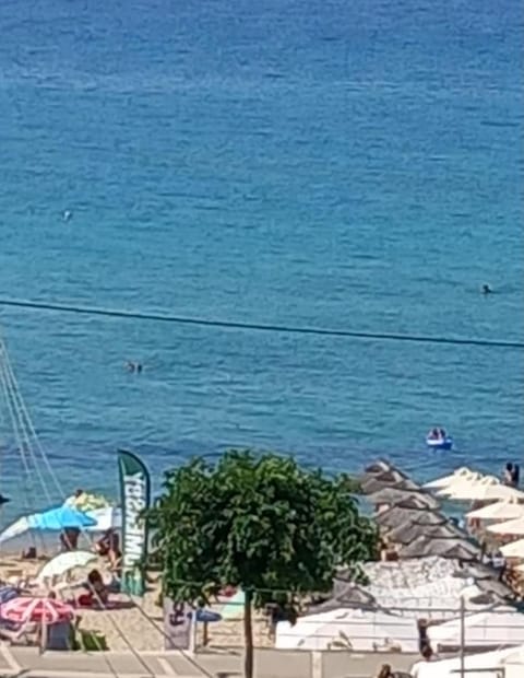 Thomas House near the beach Apartment in Halkidiki