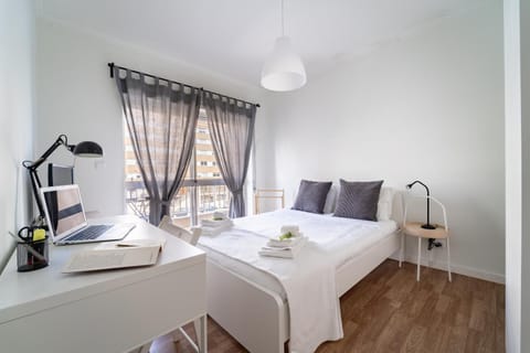 Bed, Bedroom