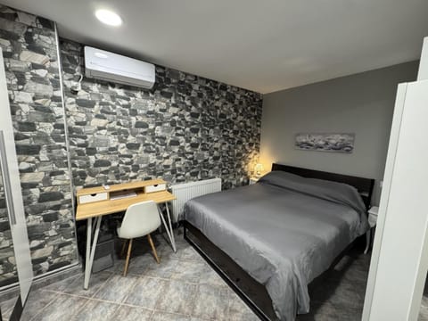 Aphrodite Studio near Athens Floisvos Marina Apartment in Piraeus Regional Unit, Greece