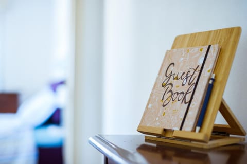 Erica Home - 2 Bedrooms, Terrace, WiFi Apartment in Sanremo