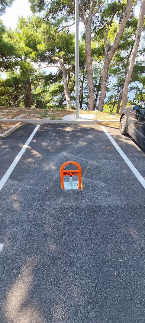 Apartment Bilan Apartment in Brela