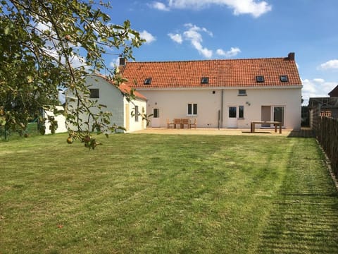"De VRIJBOS ROUTE" alleenstaande dubbele woning! House in Flanders