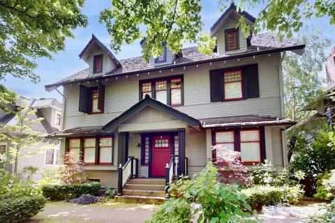 Volunteer Park Vacation Apartment hotel in Capitol Hill