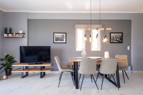 Oreon Suites - Usia Apartment in Nafplion