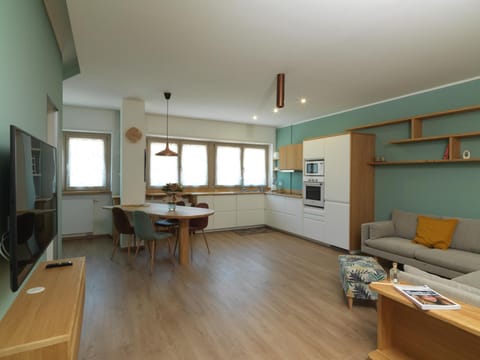 Kitchen or kitchenette, Living room, Dining area