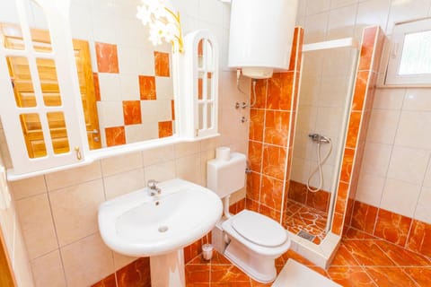 APARTMANI GRBAVAC Apartment in Brela