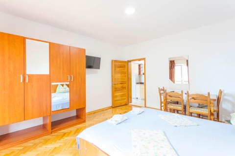 APARTMANI GRBAVAC Apartment in Brela