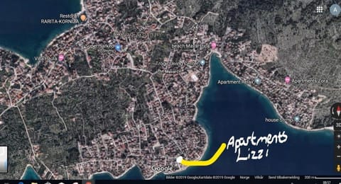 Apartment Lizzi. Apartment in Okrug Gornji