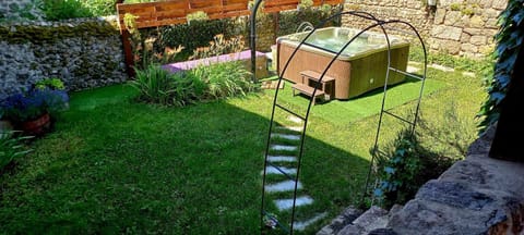 Les Gîtes du Couvent en Ardèche - Gîte de groupe House in Provence-Alpes-Côte d'Azur