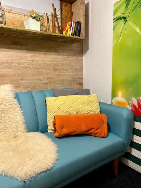 Die Pilgerbox, Tiny House trifft Urlaub, optional mit Sauna und Whirlpool House in Rhineland-Palatinate