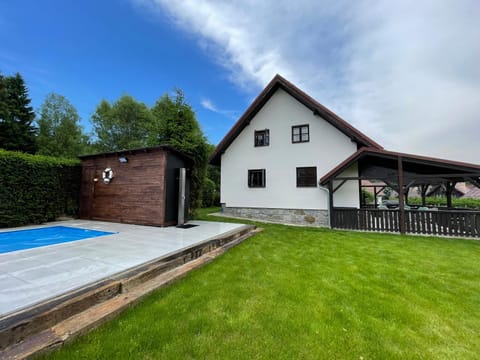 Garden, Swimming pool, Swimming pool
