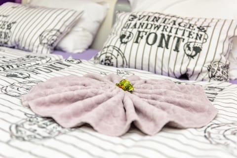 Bed, Decorative detail, Bedroom