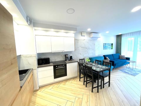 Apartament Superior Blue Przy Plaży- FREE Pool, Saunas, Jacuzzi, Fitness, Salzgrotte Apartment in West Pomeranian Voivodeship, Poland