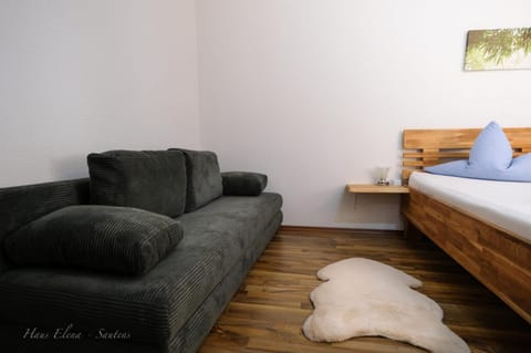 Seating area, Bedroom