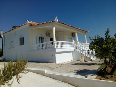 Marinis House Villa in Messenia