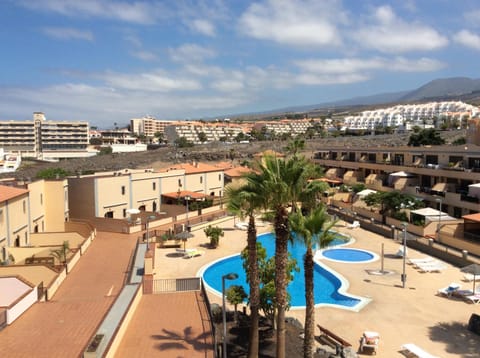 Property building, Mountain view, Pool view, Sea view, Street view