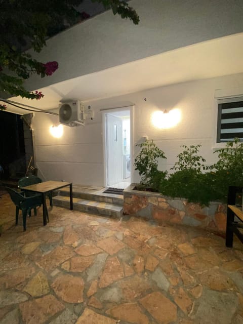 Seana Villa Apartment in Sarandë