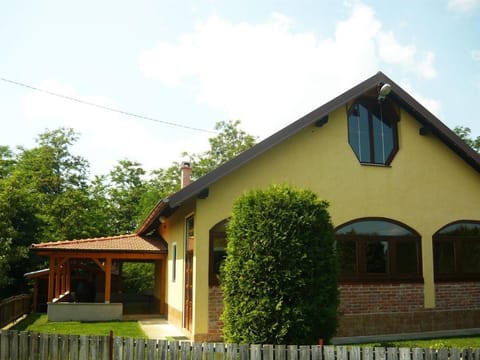 Property building, Garden view