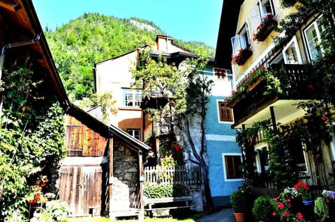 Haus am Hof - 15th century house at the lake, near the marketplace, with a balcony House in Hallstatt