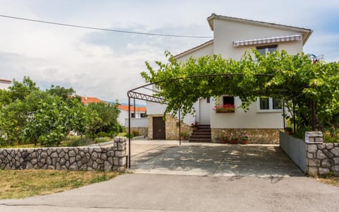 Property building, Patio