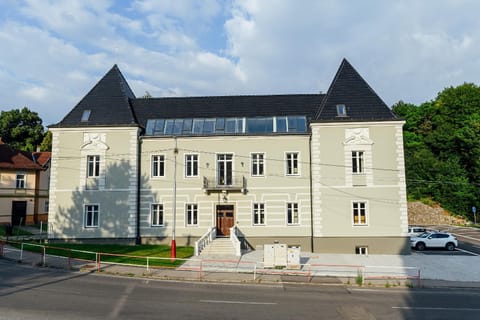 Property building, Off site