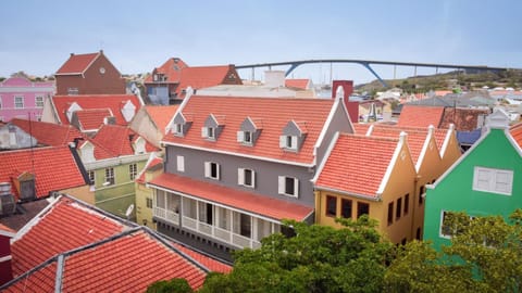 Property building, Street view