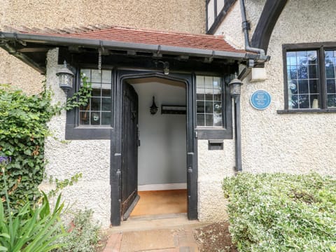 The Chestnuts House in England