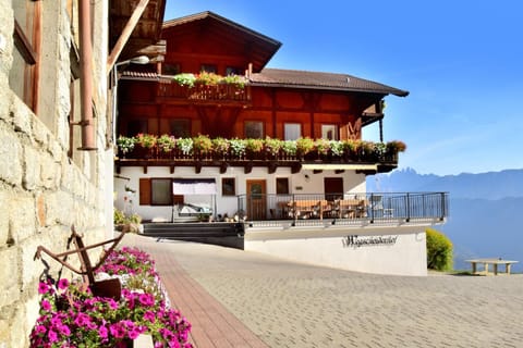 Wegscheiderhof Bed and Breakfast in Trentino-South Tyrol