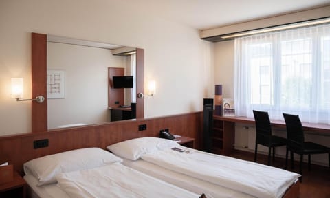 TV and multimedia, Photo of the whole room