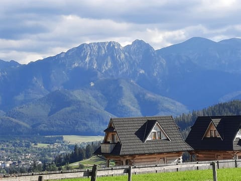 Property building, Nearby landmark, Day, Natural landscape, Other, Mountain view