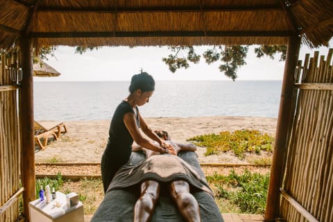 Massage, Spa and wellness centre/facilities, Sea view