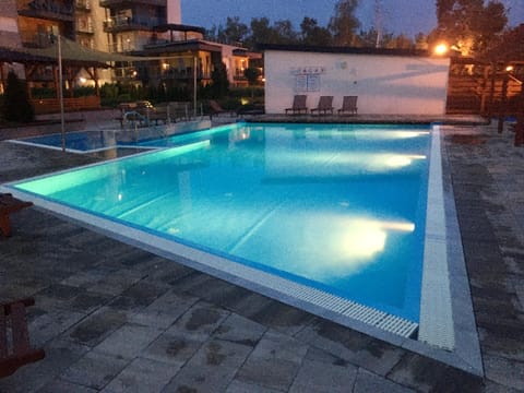 Night, Swimming pool