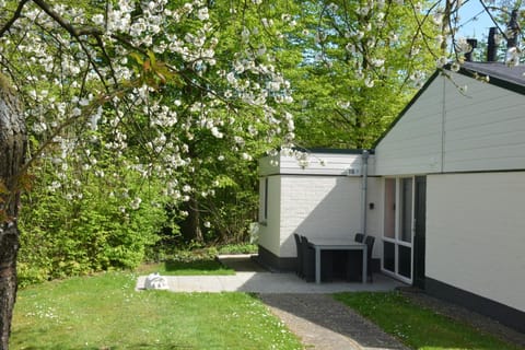 Facade/entrance, Balcony/Terrace