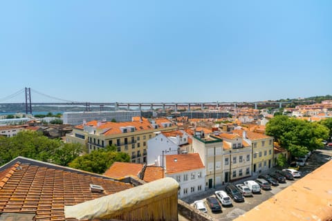 City view, River view