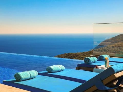 Day, Natural landscape, Balcony/Terrace, Mountain view, Pool view, Sea view, Swimming pool, sunbed