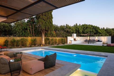 Property building, BBQ facilities, Garden view, Swimming pool, Swimming pool