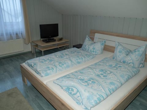 Ferienwohnungen Hirschen Lottstetten Apartment in Schaffhausen, Switzerland