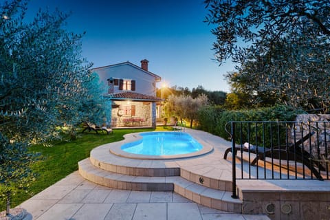 On site, Swimming pool
