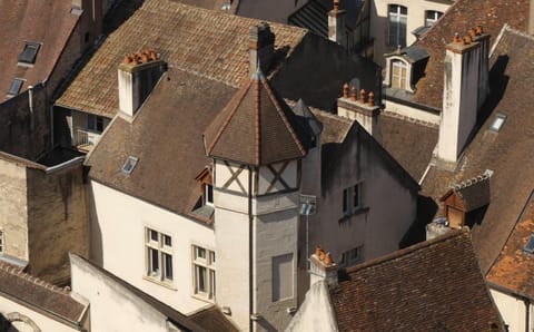 Property building, Bird's eye view, City view, Landmark view