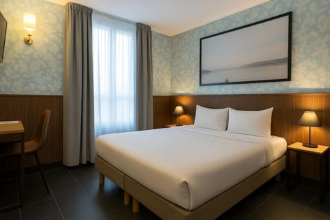 Bed, TV and multimedia, Photo of the whole room, Bedroom