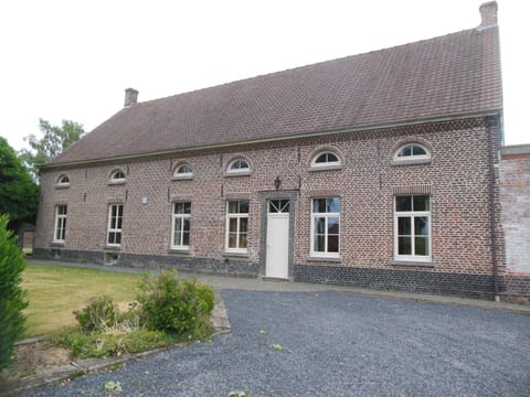 Hof Ten Beemd House in Flanders