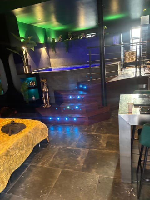 Nyx suite d’exception Apartment hotel in Dijon