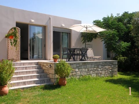 Galini Apartment's-Suites Apartment hotel in Crete
