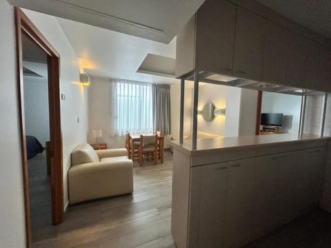 Suites Arquimedes 33 Hotel in Mexico City