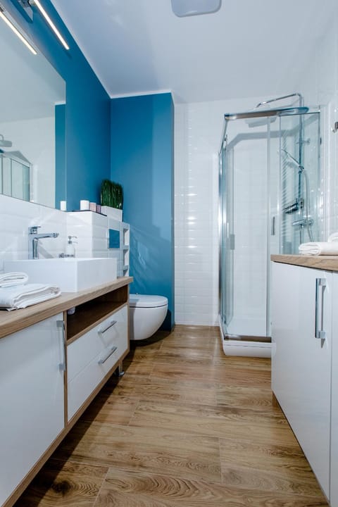 Apartament BŁĘKITNY Gardenia Dziwnów z widokiem na morze EPapartamenty Apartment in West Pomeranian Voivodeship, Poland