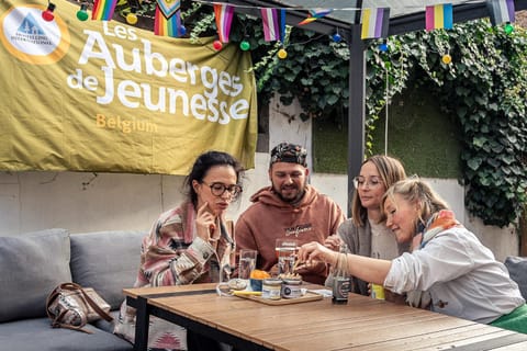 People, Logo/Certificate/Sign