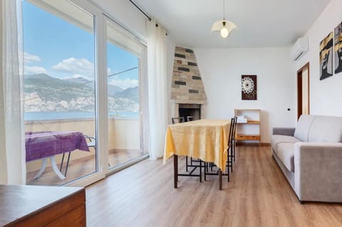 Casa Edda Apartment in Brenzone sul Garda