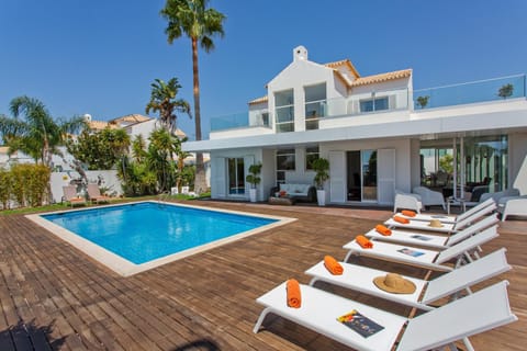 Balcony/Terrace, Swimming pool