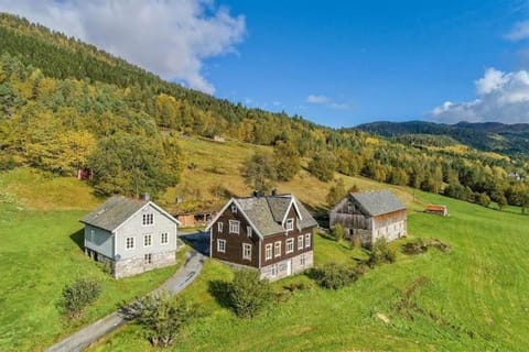 Property building, Day, Natural landscape, Mountain view